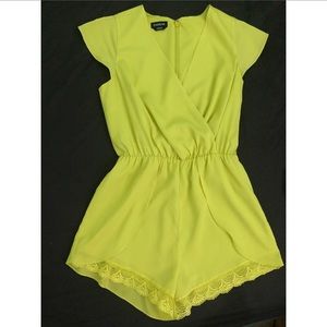 Beautiful & bright lime green romper 💚🍋